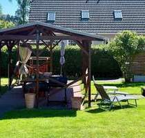 Großzügiges Haus mit Einliegerwohnung, Garten und Pool in ruhiger Lage von Karow - Berlin