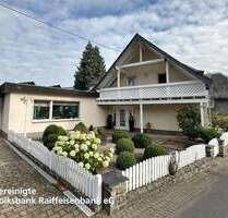 Sehr gepflegtes Einfamilienhaus mit großem Grundstück! - Utzenhain