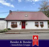 Charmantes EFH in familienfreundlicher Ortschaft - Mit tollem Fernblick - sep. Bauplatz möglich! - Hachenburg