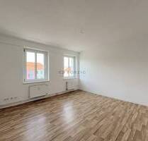 Studibude gesucht? 2 Zimmer, Balkon, EBK - Lutherviertel ruft! - Chemnitz