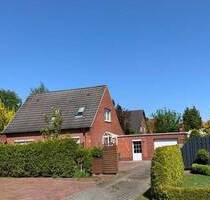 Gepflegtes Haus mit EBK und Garage in ruhiger Wohnlage! - Hage