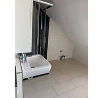 Doppelhaushälfte - 2.500,00 EUR Kaltmiete, ca.  146,00 m² Wohnfläche in Karlsruhe (PLZ: 76187) Knielingen - Neu-Knielingen