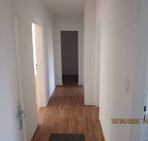 Renovierte helle 2,5 Zimmerwohnung - Bremen Burgdamm