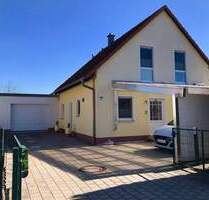 Freistehendes Einfamilienhaus in ruhiger Wohnsiedlung - Mitteleschenbach