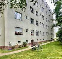 Schöne 2-Zimmer-Altbauwohnung mit Balkon nahe WISTA Adlershof - Berlin