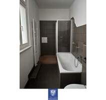 Alles was das Herz begehrt! Perfekte Wohnung mit Einbauküche, Balkon und Parkett! - Bautzen