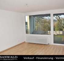 Wunderschöne 2-Zimmer Wohnung mit Loggia und Blick ins Grüne - Düsseldorf Benrath