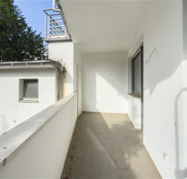 Leerwohnung! 3-Zimmer-Wohnung in Toplage mit Loggia - Düsseldorf Golzheim