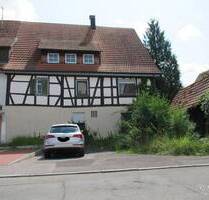 Denkmalimmobilie mit großem Grundstück für weiteren Neubau!! - Urbach