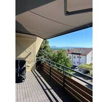 Stilvolle 4-Zimmer-Wohnung mit Balkon, Keller und Parkplatz in Plochingen