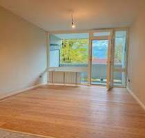 *** sanierte & bezugsfreie 1-Zim.-Wohnung *** mit hochwertiger Küche in einer ruhigen Lage *** - München Thalk.Obersendl.-Forsten-Fürstenr.-Solln