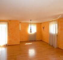 3 Zimmer-Maisonette mit zwei Balkonen und Garage - sofort bezugsfrei - Eislingen/Fils