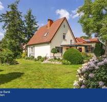 Potsdam Siedlung Eigenheim - attraktives Haus mit großem Garten