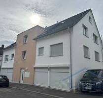 Sommeraktion-bezugsfertig- Traumhafte 3,5-Zimmer-Wohnung mit Gartenanteil - Stuttgart / Vaihingen