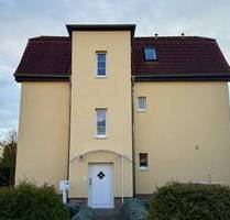 Kleines Juwel in Merseburg - Einraum Dachgeschosswohnung mit Balkon + Garten