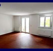 Drei Zimmer-Wohnung + Tageslichtbad mit Wanne + Keller + Balkon - nur noch einziehen! - Singen (Hohentwiel)