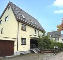 Attraktive 3 ½-Zimmer-Wohnung mit separatem Zimmer im Souterrain - Stuttgart Zuffenhausen
