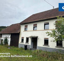 Wohnhaus mit Charakter und Entwicklungspotenzial - Wilzenberg-Hußweiler-Wilzenberg