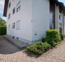 Große Dachgeschosswohnung mit geräumiger Loggia - Germering