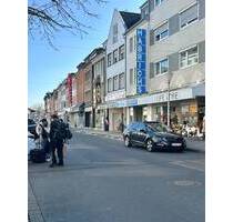 Reduziert ! Schickes Wohn- und Geschäftshaus in 52349 Düren