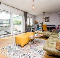 Modernes Einfamilienhaus mit schönem Garten in Berlin-Wartenberg