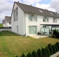 Gesucht? Hier Gefunden! Gepflegtes Reihenendhaus nahe des Schwarzwald-Baar-Klinikums - Villingen-Schwenningen