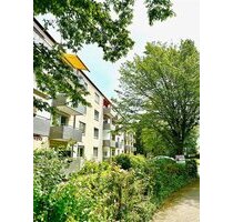 Helle Wohnung im Grünen und obersten Stock mit Einbauküche und Balkon! - Schwabach Eichwasen
