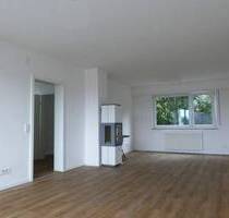 Erstbezug nach Sanierung! Top Lage! Sonnige 3-Zimmer-EG-Wohnung mit unverbautem Blick ins Grüne! - Stuttgart / Sonnenberg
