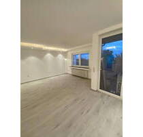 Furnished High end Apartment + Balcony + private parking - Düsseldorf Stockum