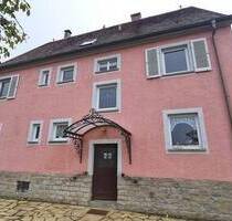 Mehrfamilienhaus mit Garage und viel Grünfläche zu verkaufen! - Ohrenbach Oberscheckenbach