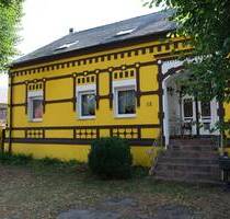 Historisches Anwesen mit Potential für Individualisten: Charmante Immobilie mit XXL-Grundstück - Löwenberger Land Falkenthal