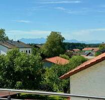 *** Traumhafte Dachgeschoss-Wohnung großem Südbalkon und Bergblick *** - Traunstein Kammer