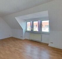 helle, ruhige Dachgeschosswohnung im Neuseenland bei Leipzig - Groitzsch Großpriesligk