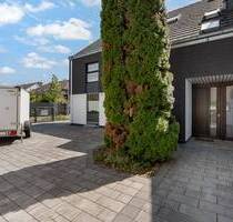 Geräumiges Einfamilienhaus mit Einliegerwohnung und großem Garten - Mörfelden-Walldorf