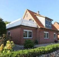 Einfamilienhaus mit Dachterrasse und Garten in ruhiger Lage von Stade