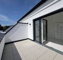 BEZUGSFERTIG | Helle 3-Zimmer-DG-Wohnung mit Terrasse und Balkon - HAUS A - München Fürstenried-West