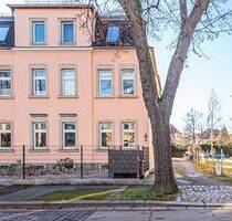 Charmante Etagenwohnung mit Tageslicht-Vollbad. EBK Übernahme möglich. - Dresden Leuben (Stephensonstr.)