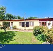 Großzügiger Bungalow mit Traumgrundstück in idyllischer Lage - Pirna Struppen