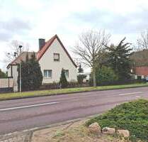 Einfam.-Haus mit Garten und Nebengelass in Gommern OT Menz !