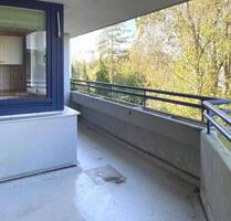 Bezugsfreie 2-Zimmer-Wohnung mit Lift, West-Balkon und TG-Stellplatz in ruhiger Wohnlage! - Berlin Zehlendorf