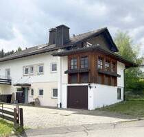 Wohnhaus mit 2-3 Wohnungen - viel Wohnraum in Lenzkirch-Ruhbühl