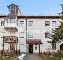 Charmante 1-Zimmer-Wohnung mit Wintergarten und TG-Stellplatz - Traunreut