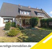 Hamburg-Lohbrügge: Schöne Doppelhaushälfte mit Garten, Terrasse und Garage!