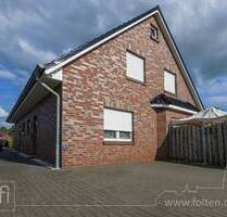 Junges Doppelhaus + teilmodernisiertes Einfamilienhaus + Bauplatz in Veenhusen - Moormerland