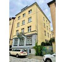 große 4 Zimmer Wohnung mit Balkon - Stuttgart Mitte