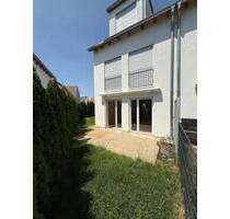 Spacious townhouse in a quiet, family-friendly area in Weil im Schönbuch