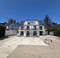 Großzügige 2-Zimmer-EG-Wohnung mit Hobbyraum im Souterrain, Terrasse und Süd-Garten - München Englschalking