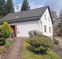 Einfamilienhaus freistehend mit großem Grundstück und Doppelgarage zwischen Wissen und HammSieg - Roth - Nisterbrück Bruchertseifen