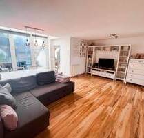 Charmante 3-Zimmer-Wohnung mit Tageslicht und Tiefgaragenstellplatz - Mainhardt