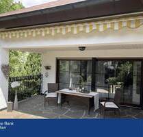 3- Familienhaus mit Doppelgarage und 6 Stellplätzen - Westhausen